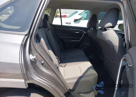 2020 Toyota Rav4 Xle z USA, uszkodzony, nr VIN 2T3W1RFV0LW080799